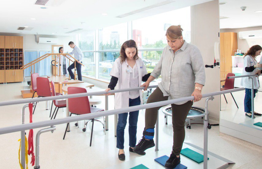 Malpractice Insurance for Contract Therapists: What You Need Beyond Facility Coverage cover